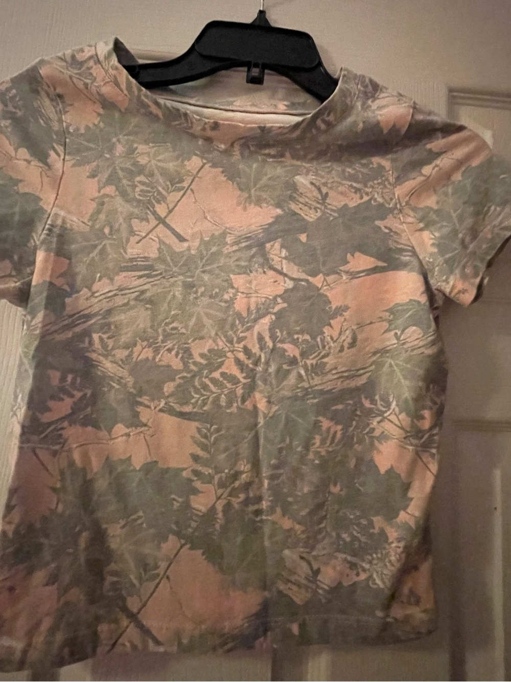 PacSun Short Sleeve Camo Tee in pink and green camo print